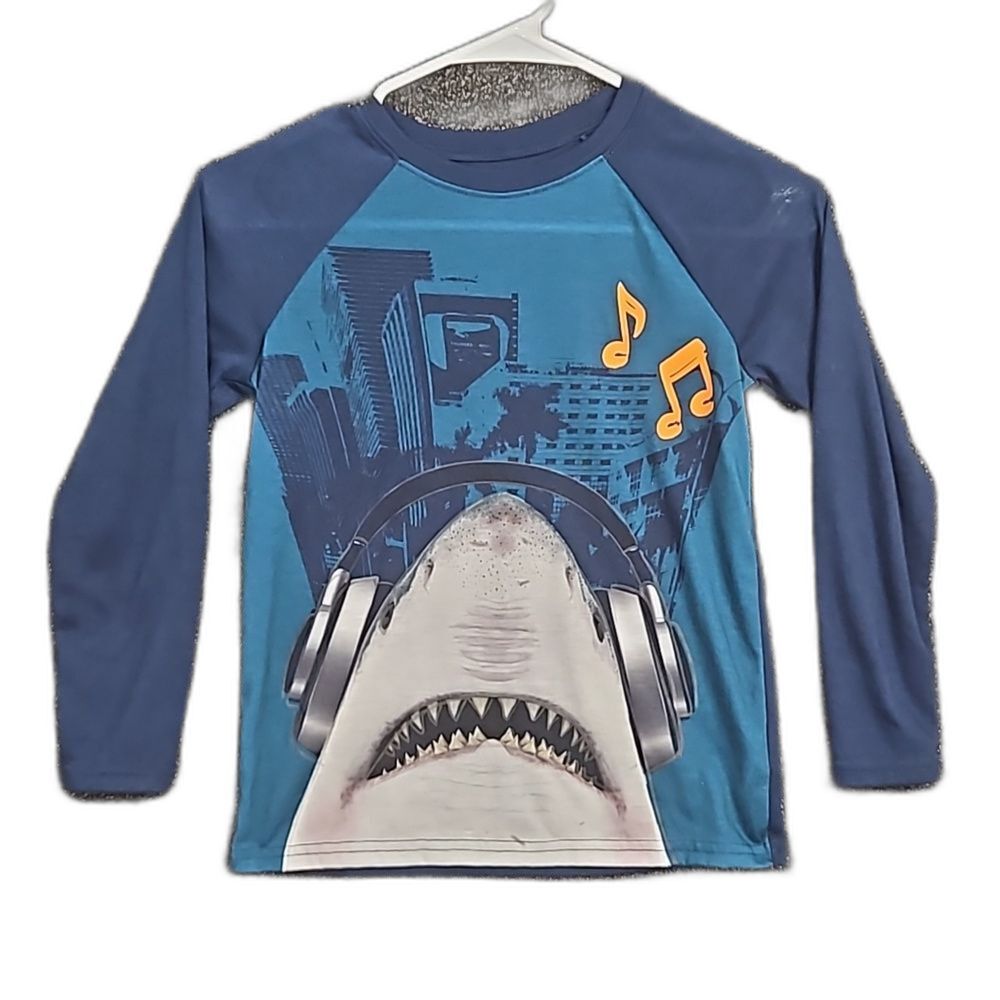 Wonder Nation Boys Medium 8 Shark Long Sleeve T-Shirt